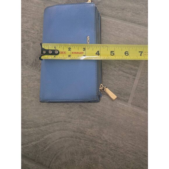 Michael Kors Blue Adele Leather Smartphone Wallet Wristlet - Picture 3 of 14